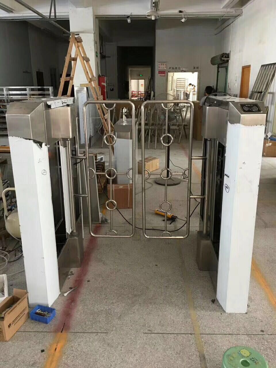 保定清苑区防跨越摆闸